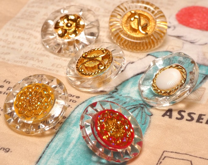 Vintage MCM 1950 Button Collection 6 Plastic Multi Coloured Multi Design Shank Buttons