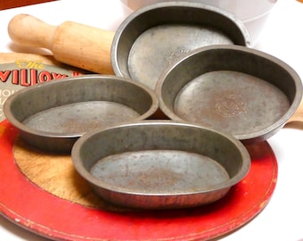 Vintage Willow Pie Tins (Set of 4) Australian Rustic Kitchenalia