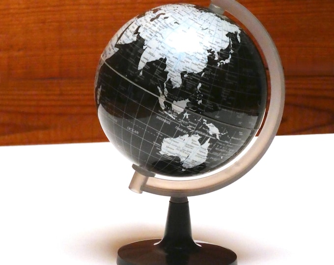 Vintage Retro 1970 Desktop World Globe Children's Desk Office Decor