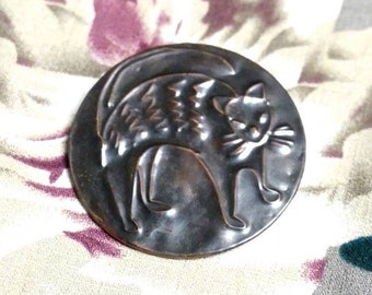 Vintage 1970s Retro Unique Rare Pressed Copper Impressed Yoga Cat Stretch Disc Pin Brooch Retro  Cat Jewellery Gift