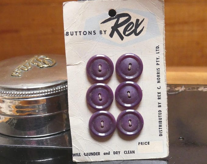Vintage 1940s Haberdashery Rare REX Brand Bakelite Plum Coloured Buttons Sewing Box Notions on Original Pre-decimal Card