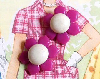 Vintage Boho 1960s Flower Earrings Plastic Flower Power Deep Pink White Daisy Bohemian Fun Fashion