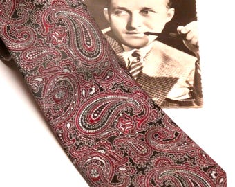 1980s Neck Tie: Givenchy Retro Charcoal Silver and Maroon Paisley Design