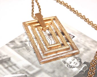Vintage Sarah Coventry Necklace: 1970s MOD Gold Tone Pendant