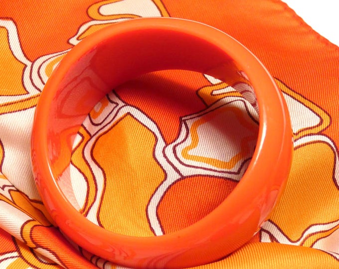 Vintage Retro 1980 Bangle Orange Asymmetrical Lucite Bangle Fun Fashion Retro Festival Jewellery Stacking Bangle