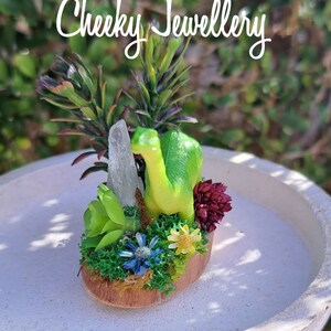The cutest mini dino garden themescapes mini. Imagination play, creative play for kids. Gift ideas for girls or boys. Mini centrepieces