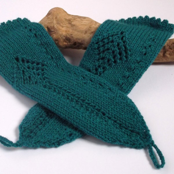 SALE. Women's teal green hand knitted wristwarmers / armwarmers / fingerless gloves.Small to medium.