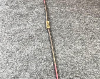 Arco lungo Bear Red Fox da 48" (122 cm) per ragazzi, senza corda, stile retrò, per tiro con l'arco, elastico, senza corda.