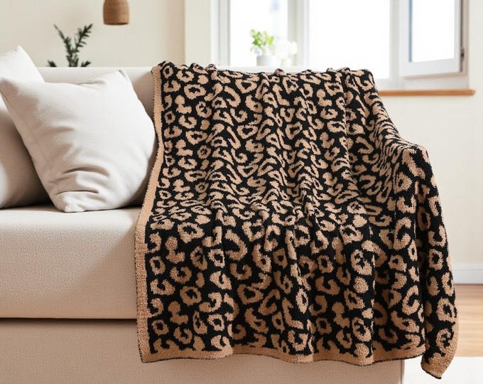 Leopard Print Plush Sofa Blanket: Chic Cosy Throw