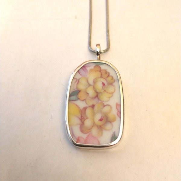 Broken China Jewelry, Pendant. Sterling Silver from a Theodore Haviland plate "SPRINGTIME" YELLOW FLOWERS "  A 401