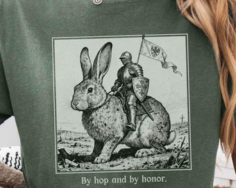 Camiseta vintage de caballero conejo - Regalo de feria renacentista. Camiseta con grabado de caballero conejo xilográfico - Regalo de humor histórico sarcástico - Camiseta para amantes de los animales.