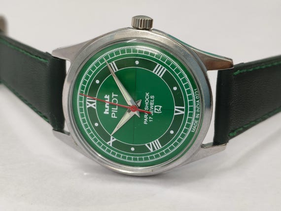 Vintage HMT Pilot Green 17 Jewels Mechanical Hand Winding Men's Wrist Watch
