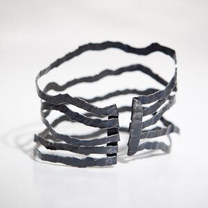 Hammered bracelet in oxidised silver Black bracelet design jewelry Contemporary Nouvelles vagues I make your bracelet in my workshop Spain image 4