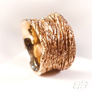 Rose Gold Plated Ring in Fair Silver from the Traces Collection Textured Huge Band Limited Edition Contemporary I Make Your Ring Barcelona image 2