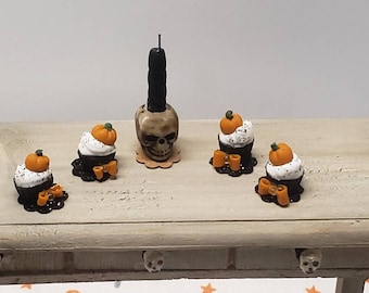 Dollhouse Miniature Halloween 1/12 Scale Pumpkin Cupcakes