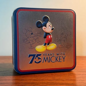 Disney display picture 1