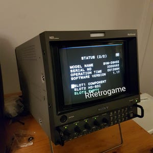 Sony BVM-D9H5E Multiformat CRT Monitor 1368 Hours - Located in EU metal flight case Included