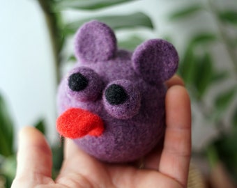 Needle felted gift for kids. Minimalist lifestyle decor. Green and eco friendly, natural wool.