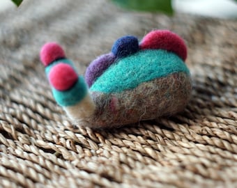 Felted snail toy, soft and kid-friendly. Minimalist, pastel colors, eco friendly needle felted 100% wool.