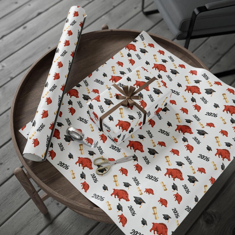 Razorback Graduation Wrapping Paper | Class of 2026 Gift Wrap immagine 3