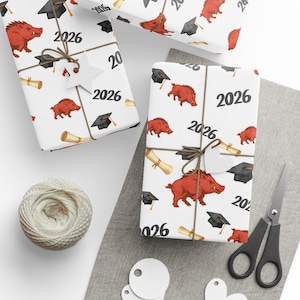 Razorback Graduation Wrapping Paper | Class of 2026 Gift Wrap immagine 1