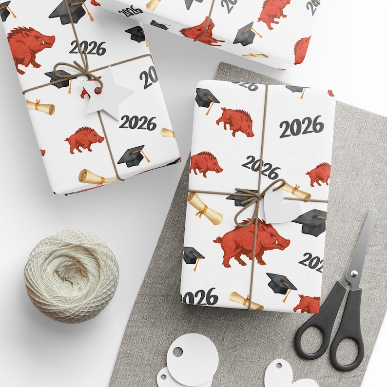Razorback Graduation Wrapping Paper | Class of 2026 Gift Wrap immagine 1