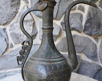 A classic masterpiece of Egyptian copper