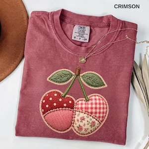 Körsbärsskjorta, Patchwork Cherry T-shirt, Cottagecore T-shirt, Broderad körsbärsgrafik T-shirt, Söt sommarfruktskjorta, Coquette estetisk topp,