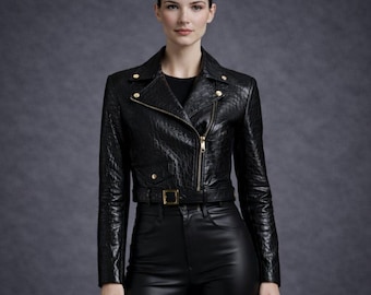 Chaqueta de piel negra con efecto cocodrilo para mujer – Estilo motero con corte estructurado