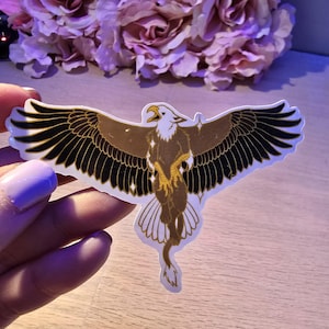 Pegatina de acuarela con retrato de pájaro de la constelación estelar "Aquila", con un grifo de fantasía