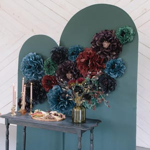 Stimmungsvolle Herbstblumen (10er-Set Blumen), Papierblumen, dunkle Blumen, Seidenpapierblumen, Riesenblumen, Waldwaldthema, schwarze Blume
