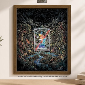 Pode incluir: Uma impress&atilde;o de arte emoldurada com uma cena de paisagem de fantasia. A obra apresenta uma cachoeira vibrante, vegeta&ccedil;&atilde;o exuberante e um c&eacute;u noturno estrelado. A moldura &eacute; marrom quente. O texto diz: "Cards are not included only comes with frame and print."