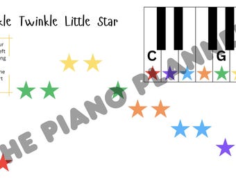 Pode incluir: Uma folha de aprendizagem musical com o título "Twinkle Twinkle Little Star" e um diagrama de teclado de piano. Estrelas coloridas indicam a colocação dos dedos para a música. Instruções incluídas.