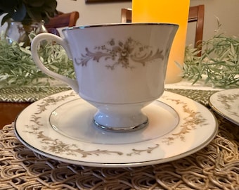 Vintage Sango China Teacup & Saucer – Carousel 3647, Made in Japan