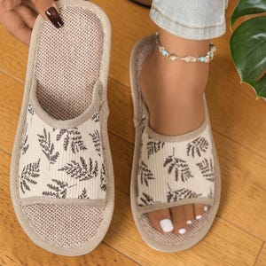 Cotton Linen Open Toe House Slippers for Women Leaf Print Indoor Sandals Breathable Non Slip Home Shoes