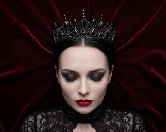 Goth Crown Black Crystal Tiara, Evil Queen Crown Gothic Wedding, Dark Flame Halloween Headpiece, Vampire Witch Tiara, Black Bridal Crown