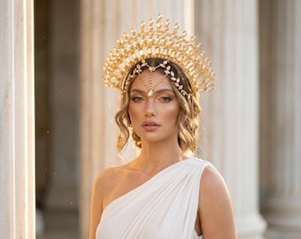 Ready To Ship Gold Halo Crown, Gothic Bridal Headpiece with Chandelier Drops, Boho Festival Tiara, Champagne Wedding Hair Jewelry
