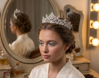 Bridal Tiara, Silver Crystal Lace Wedding Crown, Marquise Rhinestone Bridal Headpiece, Bridal Crown, Pageant Tiara, Prom Tiara, Bride Gift