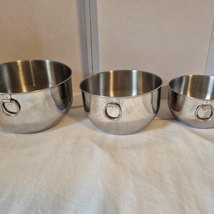 Vintage Stainless Bowls - Etsy