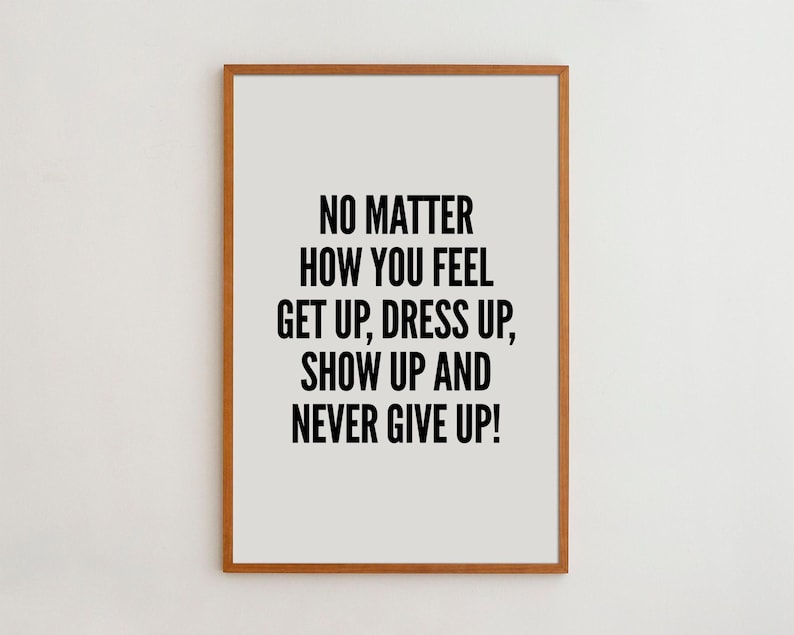 Motivational Quote Print: Never Give Up Typography - Minimalist Wall Art immagine 1