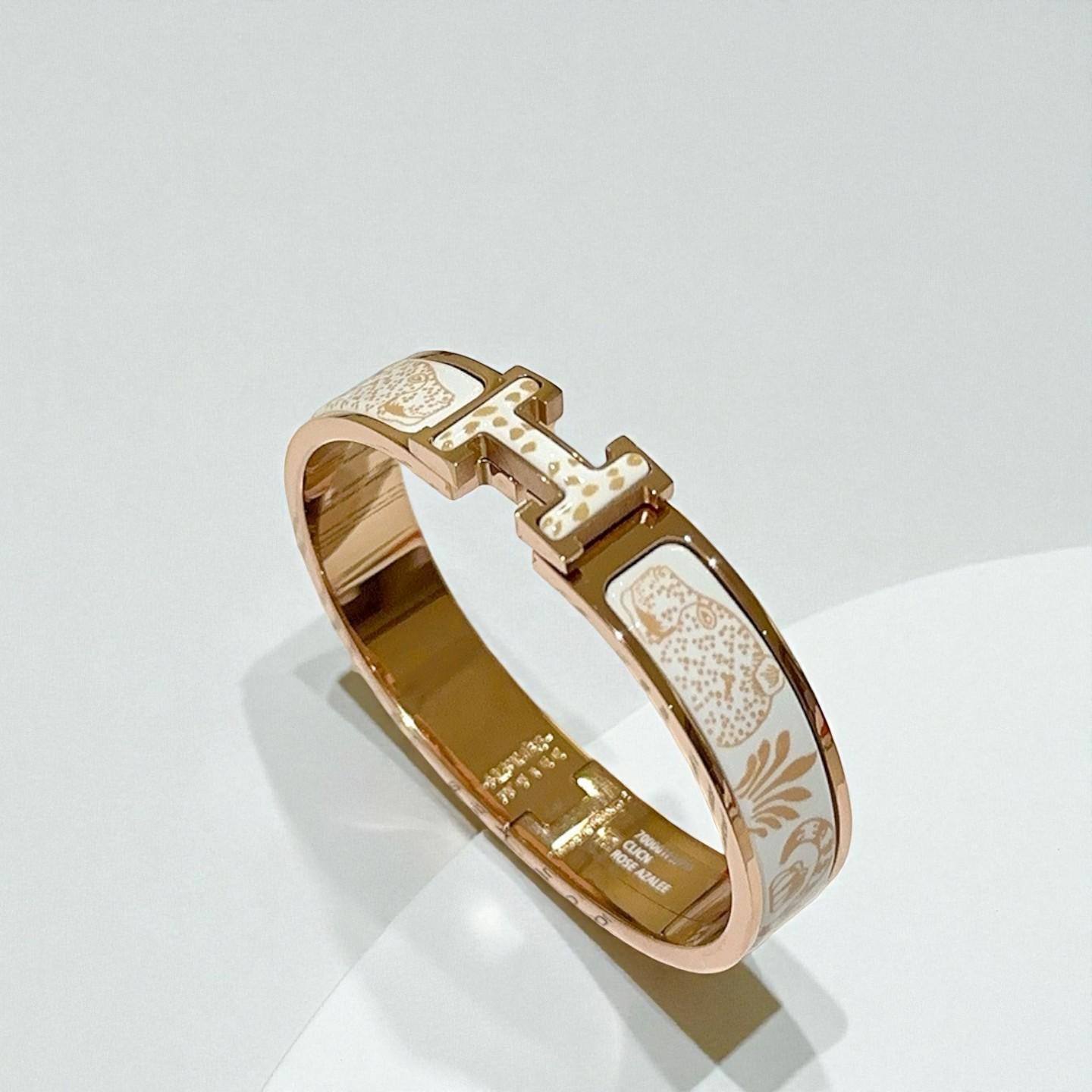 Love bracelet cartier Canada