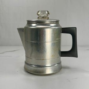 Vtg Comet 4 Cup Aluminum Coffee Percolator Stove Top Glass Knob USA