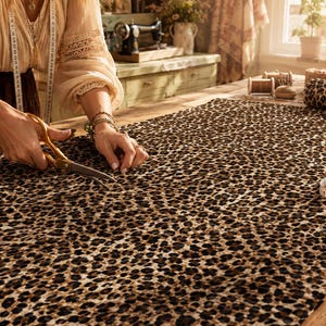 Leopardenmuster Stoff Meterware, Tier Polsterstoff, Gepard Stoff, Digitaldruck Polyester Stoff