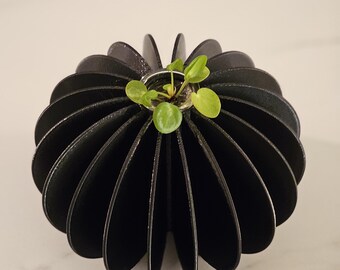 3D Printed Vase & Candle Holder – Home Decor