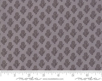 Urban Farmhouse by Primitive Gatherings - Lacey Flower - Ash Grey - Moda 1280 12 - REMNANT