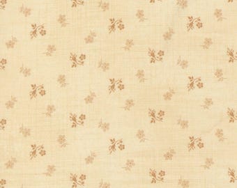 Miss Mollie by Betsy Chutchian - Sm Floral - Natural - Moda 47564 13