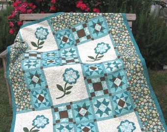 A Walk in the Garden Quilt Pattern - Downloadable Version