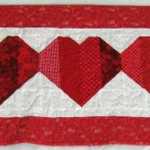 Be My Valentine Table Runner PATTERN ONLY image 2