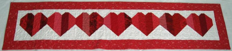 Be My Valentine Table Runner PATTERN ONLY image 2