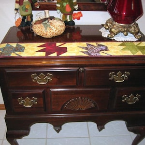 Falling Leaves Mini Table Runner Pattern - Digital Version